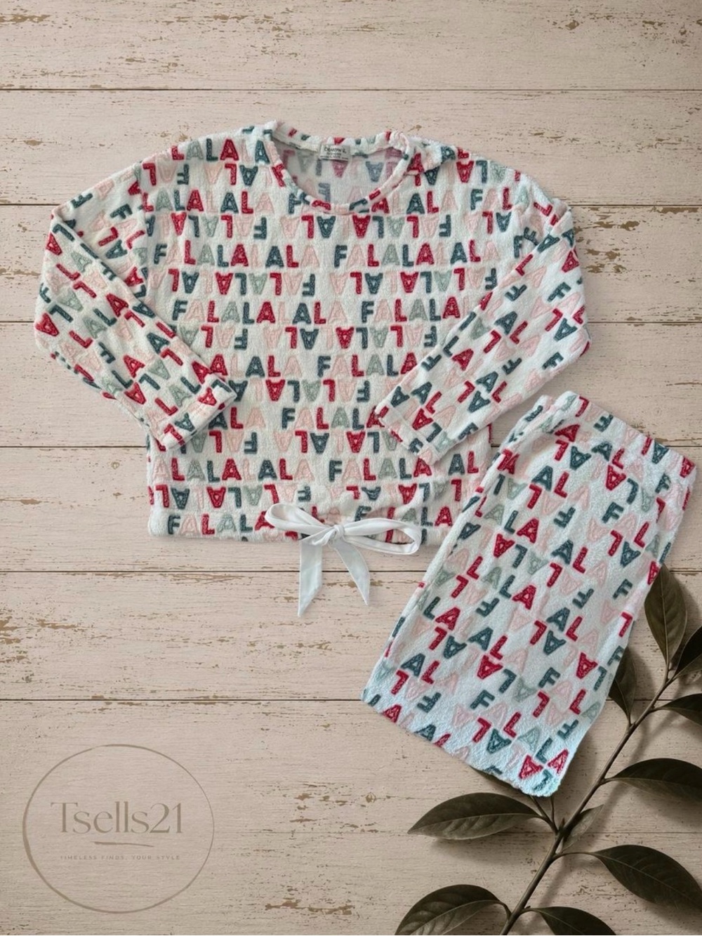 Bearpaw "Falala" Christmas Fleece Pajama Set - Size XL